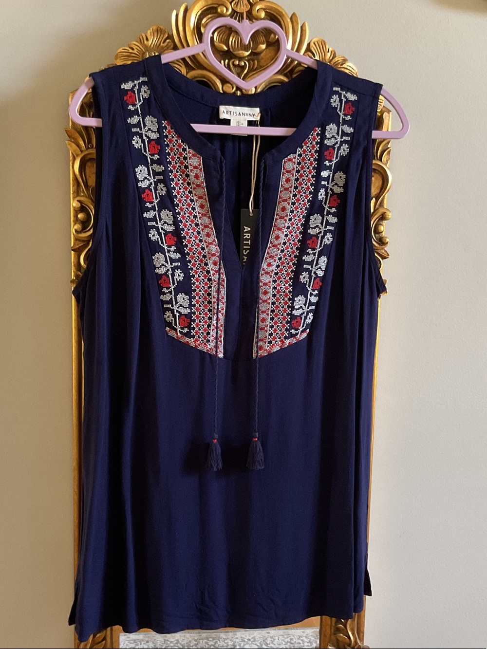 Artisan NY Navy Embroidered Sleeveless Tassel Camisole L